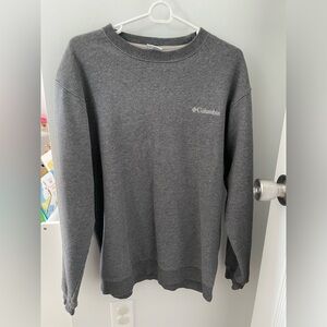 Men’s crewneck Columbia sweatshirt